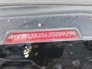 2004 Volvo S40 with VIN YV1MS382542020929, listed as a IAAI auction lot 41601849 with 87,446 mi miles. Bid and sale history available at carsss.com. Image 9.