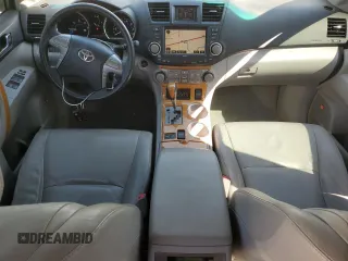 2008 Toyota Highlander Hybrid Limited with VIN JTEEW44AX82013252, listed as a Copart auction lot 52811935 with 200,042 mi miles and Salvage Title. Bid and sale history available at carsss.com. Image 8.