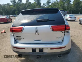 2011 Lincoln MKX with VIN 2LMDJ6JK0BBJ05933, listed as a Copart auction lot 88883465 with 236,069 mi miles and Salvage Title. Bid and sale history available at carsss.com. Image 6.