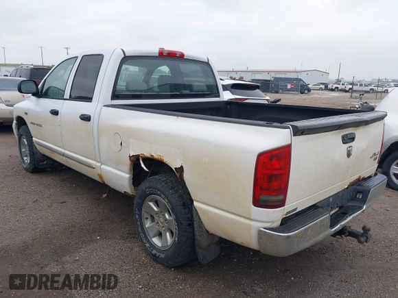 2006 Dodge 1500 SLT z VIN 1D7HU18286S686472, wystawiony jako IAAI lot #42395263 z przebiegiem 196 124 mil mil oraz . Historia ofert i sprzedaży dostępna na DreamBid. Obrazek 3.