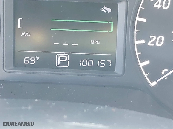 2015 Nissan Sentra S with VIN 3N1AB7AP5FY333069, listed as a IAAI auction lot 42082189 with 100,157 mi miles. Bid and sale history available at carsss.com. Image 7.