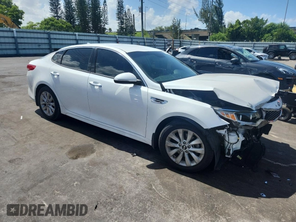 2017 Kia Optima EX с VIN 5XXGU4L32HG126726, выставлен на аукционе Copart как лот 61028895 с пробегом 77 148 миль миль и Списание • Salvage title. История ставок и продаж доступна на DreamBid. Изображение 4.