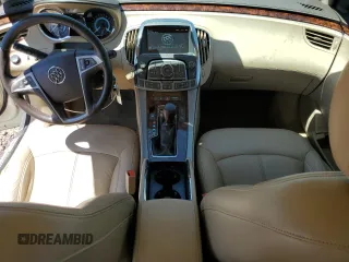 2012 Buick LaCrosse Premium 1 z VIN 1G4GD5ER3CF275477, wystawiony jako Copart lot #61025545 z przebiegiem 139 252 mil mil oraz Szkoda całkowita • Salvage title. Historia ofert i sprzedaży dostępna na DreamBid. Obrazek 8.