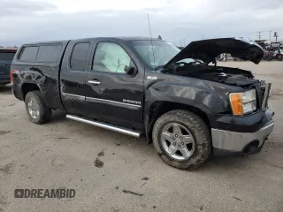 2010 GMC Sierra 1500 with VIN 1GTSKWE28AZ112526, listed as a Copart auction lot 82182794 with 218,265 mi miles and Salvage Title. Bid and sale history available at DreamBid. Image 4.