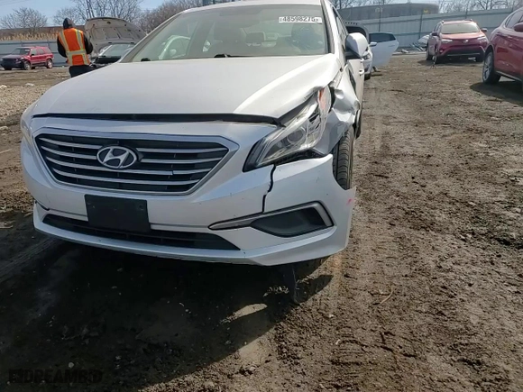 2016 Hyundai Sonata 2.4L SE with VIN 5NPE24AFXGH340215, listed as a Copart auction lot 48598275 with 146,242 mi miles and Salvage Title. Bid and sale history available at carsss.com. Image 11.