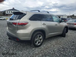 2015 Toyota Highlander Limited with VIN 5TDDKRFH3FS074208, listed as a Copart auction lot 49080315 with 107,040 mi miles and Clean Title. Bid and sale history available at carsss.com. Image 3.