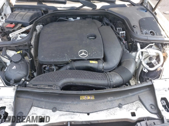 2020 Mercedes-Benz E-Class E 350 with VIN WDDZF8EB9LA756820, listed as a IAAI auction lot 39661412 with 124,468 mi miles. Bid and sale history available at carsss.com. Image 10.