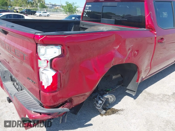 2025 Chevrolet Silverado 1500 RST with VIN 3GCPADED5SG204239, listed as a IAAI auction lot 42055666 with 496 mi miles and . Bid and sale history available at DreamBid. Image 18.