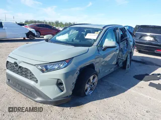 2021 Toyota RAV4 XLE with VIN 2T3W1RFV4MW136969, listed as a IAAI auction lot 41846901 with 89,396 mi miles. Bid and sale history available at carsss.com. Image 6.