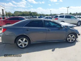 2014 Toyota Camry L with VIN 4T1BF1FK2EU390116, listed as a IAAI auction lot 41705712 with 1 mi miles. Bid and sale history available at carsss.com. Image 13.