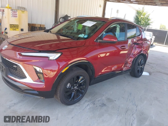 2024 Buick Encore GX Sport Touring с VIN KL4AMESL2RB195527, выставлен на аукционе IAAI как лот 42733359 с пробегом 24 708 миль миль и . История ставок и продаж доступна на DreamBid. Изображение 17.