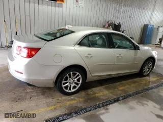 2015 Chevrolet Malibu LT with VIN 1G11C5SLXFF350671, listed as a Copart auction lot 53823945 with 111,263 mi miles and Salvage Title. Bid and sale history available at carsss.com. Image 3.