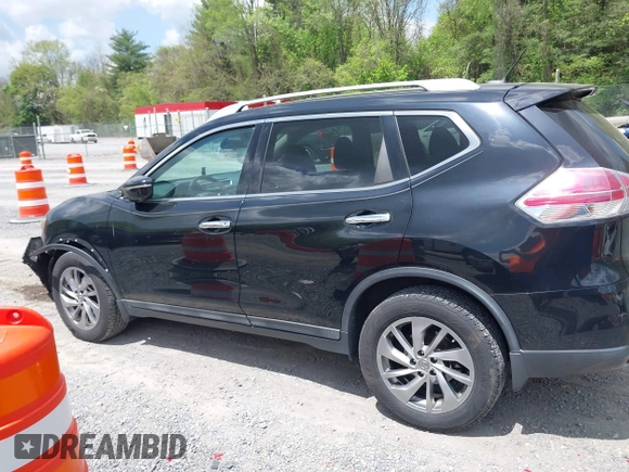 2015 Nissan Rogue SL with VIN 5N1AT2MV3FC924433, listed as a IAAI auction lot 42155223 with 145,980 mi miles and . Bid and sale history available at carsss.com. Image 14.