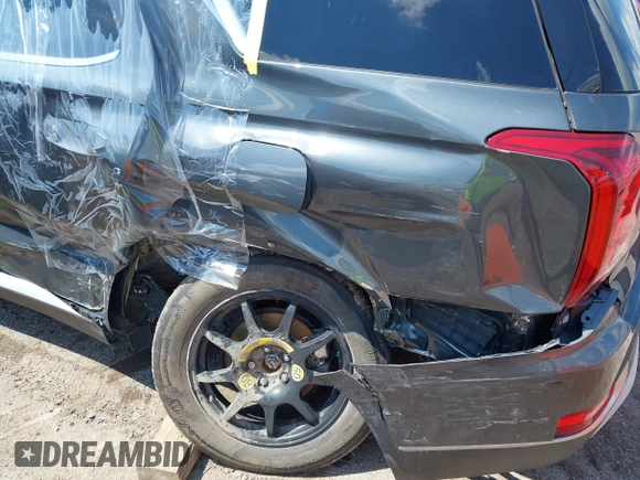 2021 Hyundai Palisade SEL z VIN KM8R4DHE2MU184984, wystawiony jako IAAI lot #42221108 z przebiegiem 107 960 mil mil oraz . Historia ofert i sprzedaży dostępna na DreamBid. Obrazek 20.