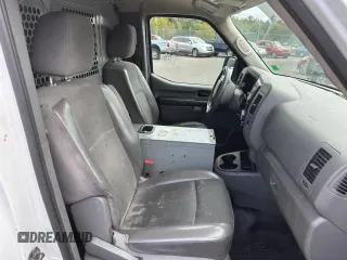 2018 Nissan NV Cargo S z VIN 1N6BF0KM8JN817094, wystawiony jako Copart lot #73167034 z przebiegiem 188 235 mil mil oraz Czysty tytuł • Clean title. Historia ofert i sprzedaży dostępna na DreamBid. Obrazek 5.