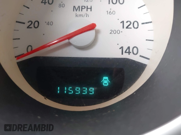 2005 Dodge Magnum SE with VIN 2D4FV48V35H677391, listed as a IAAI auction lot 42109681 with 115,939 mi miles. Bid and sale history available at carsss.com. Image 7.