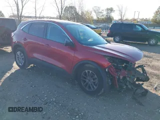2022 Ford Escape SE z VIN 1FMCU0G62NUC00157, wystawiony jako IAAI lot #40815423 z przebiegiem Nie podano mil oraz . Historia ofert i sprzedaży dostępna na DreamBid. Obrazek 1.