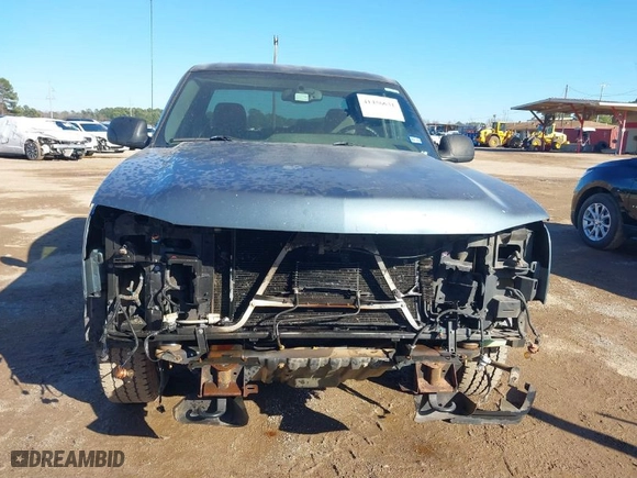2006 Chevrolet Silverado 1500 LT1 with VIN 2GCEC13T461167211, listed as a IAAI auction lot 41456631 with 334,244 mi miles. Bid and sale history available at carsss.com. Image 6.