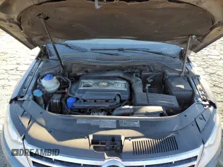 2013 Volkswagen CC Sport with VIN WVWBP7ANXDE525051, listed as a Copart auction lot 70659744 with 293,611 mi miles and Salvage Title. Bid and sale history available at DreamBid. Image 13.