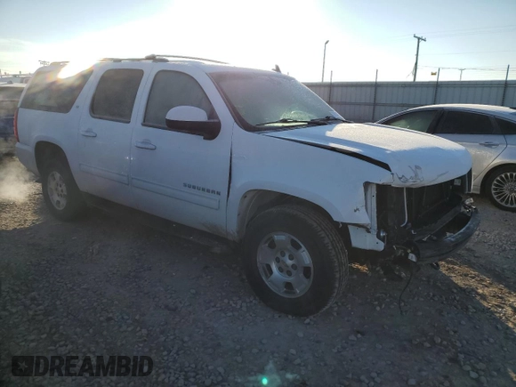 2014 Chevrolet Suburban LT with VIN 1GNSKJE74ER193634, listed as a Copart auction lot 88562635 with 163,436 mi miles and Salvage Title. Bid and sale history available at carsss.com. Image 4.