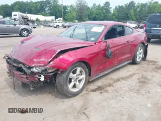 2018 Ford Mustang EcoBoost с VIN 1FA6P8TH4J5113367, выставлен на аукционе IAAI как лот 42494674 с пробегом 14 829 миль миль и . История ставок и продаж доступна на DreamBid. Изображение 16.