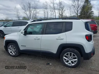 2015 Jeep Renegade Latitude with VIN ZACCJABT8FPC19914, listed as a IAAI auction lot 42081686 with 179,330 mi miles. Bid and sale history available at carsss.com. Image 15.