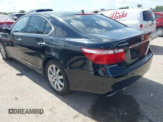 2008 Lexus LS 460 with VIN JTHBL46F385077736, listed as a IAAI auction lot 42531528 with 107,574 mi miles and . Bid and sale history available at DreamBid. Image 3.