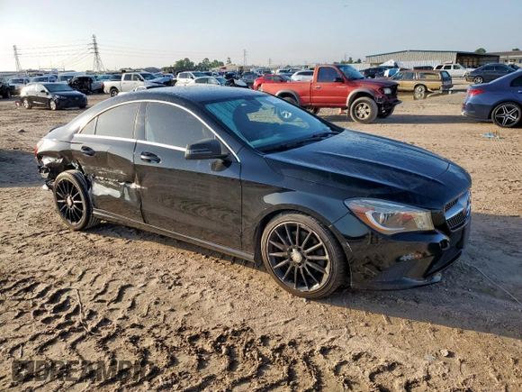 2014 Mercedes-Benz CLA 250 with VIN WDDSJ4EB5EN147700, listed as a Copart auction lot 57957115 with 135,229 mi miles and Salvage title. Bid and sale history available at DreamBid. Image 4.
