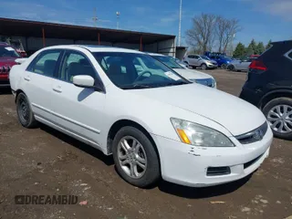 2007 Honda Accord EX с VIN 1HGCM56707A036926, выставлен на аукционе IAAI как лот 41957861 с пробегом 187 440 миль миль и . История ставок и продаж доступна на DreamBid. Изображение 1.
