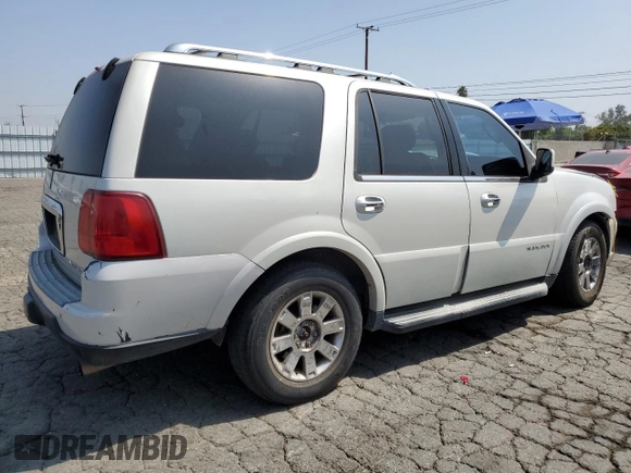 2006 Lincoln Navigator Luxury с VIN 5LMFU27576LJ28988, выставлен на аукционе Copart как лот 62513065 с пробегом 165 560 миль миль и Чистый • Clean title. История ставок и продаж доступна на DreamBid. Изображение 3.