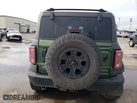 2022 Ford Bronco with VIN 1FMDE5CP2NLB82262, listed as a Copart auction lot 52394245 with 27,778 mi miles and Salvage title. Bid and sale history available at DreamBid. Image 6.