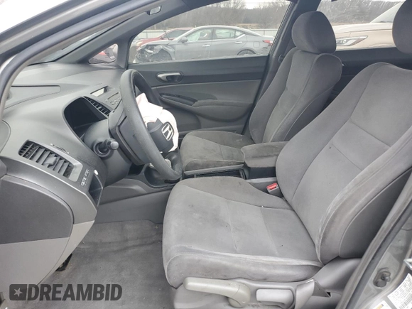2008 Honda Civic LX z VIN 1HGFA16518L022536, wystawiony jako Copart lot #52881645 z przebiegiem 251 320 mil mil oraz Szkoda całkowita • Salvage title. Historia ofert i sprzedaży dostępna na DreamBid. Obrazek 7.