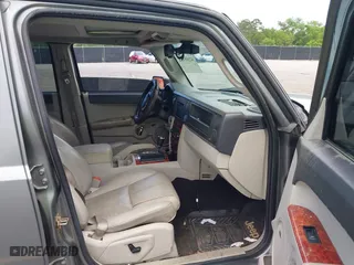 2007 Jeep Commander Limited with VIN 1J8HH58297C636318, listed as a IAAI auction lot 42105138 with 149,972 mi miles. Bid and sale history available at carsss.com. Image 5.