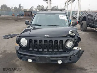 2014 Jeep Patriot Sport with VIN 1C4NJPBA3ED573864, listed as a IAAI auction lot 41166213 with 139,061 mi miles. Bid and sale history available at carsss.com. Image 12.