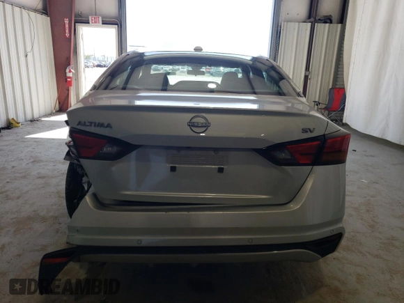 2024 Nissan Altima 2.5 SV with VIN 1N4BL4DV5RN378186, listed as a Copart auction lot 52119375 with 31,733 mi miles and Non Repairable. Bid and sale history available at carsss.com. Image 6.