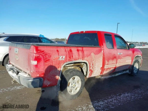 2008 Chevrolet Silverado 1500 LT w/1LT with VIN 1GCEK19J38Z110310, listed as a IAAI auction lot 41642206 with 160,051 mi miles. Bid and sale history available at carsss.com. Image 4.