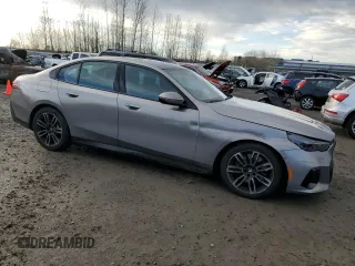 2024 BMW 5 Series 540i xDrive with VIN WBA63FJ08RCR26397, listed as a Copart auction lot 84608164 with 6,811 mi miles and Clean Title. Bid and sale history available at carsss.com. Image 4.