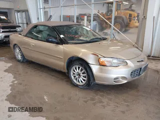 2001 Chrysler Sebring z VIN 1C3EL45U11N673923, wystawiony jako IAAI lot #41554949 z przebiegiem Nie podano mil oraz . Historia ofert i sprzedaży dostępna na DreamBid. Obrazek 1.
