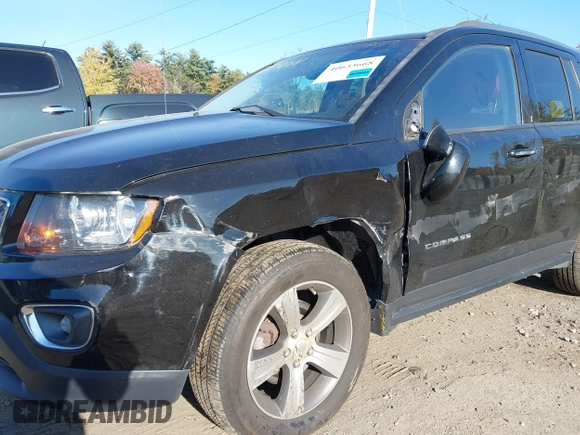 2017 Jeep Compass Latitude with VIN 1C4NJDEB7HD113209, listed as a IAAI auction lot 40633668 with 96,264 mi miles and . Bid and sale history available at DreamBid. Image 6.
