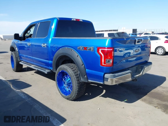 2015 Ford F-150 XLT z VIN 1FTEW1EF1FKD45929, wystawiony jako IAAI lot #42494466 z przebiegiem 114 898 mil mil oraz . Historia ofert i sprzedaży dostępna na DreamBid. Obrazek 3.