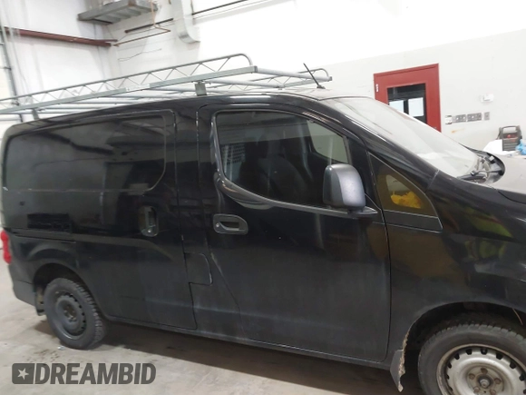 2016 Nissan NV200 S z VIN 3N6CM0KN2GK701438, wystawiony jako IAAI lot #41639317 z przebiegiem 178 280 mil mil oraz . Historia ofert i sprzedaży dostępna na DreamBid. Obrazek 13.