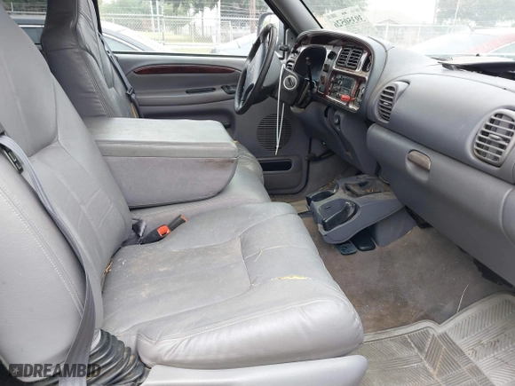 1998 Dodge Ram 1500 with VIN 1B7HC13Z9WJ162190, listed as a IAAI auction lot 39350526 with 1 mi miles. Bid and sale history available at carsss.com. Image 5.
