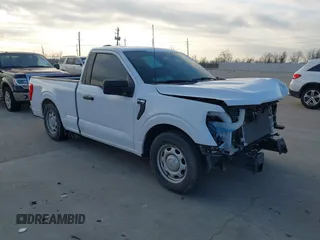 2022 Ford F-150 XL with VIN 1FTMF1C5XNKE03962, listed as a IAAI auction lot 41597950 with 28,296 mi miles. Bid and sale history available at carsss.com. Image 1.