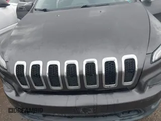 2018 Jeep Cherokee Latitude Plus with VIN 1C4PJLLBXJD621833, listed as a IAAI auction lot 41325843 with 65,326 mi miles. Bid and sale history available at carsss.com. Image 10.