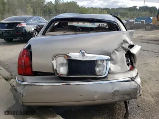 2002 Lincoln Town Car Executive with VIN 1LNHM81W32Y663460, listed as a Copart auction lot 72064874 with 153,251 mi miles and Salvage Title. Bid and sale history available at carsss.com. Image 6.