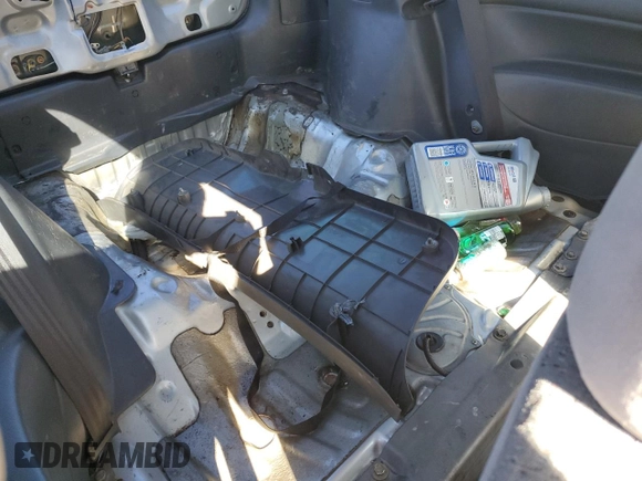 1998 Honda Civic CX with VIN 2HGEJ6325WH112575, listed as a Copart auction lot 77186644 with 147,976 mi miles and Salvage Title. Bid and sale history available at carsss.com. Image 10.