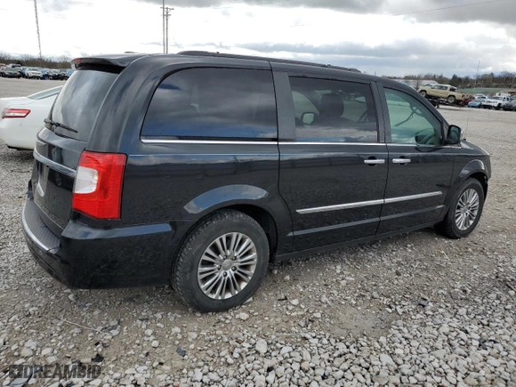 2013 Chrysler Town & Country Touring-L with VIN 2C4RC1CG1DR634331, listed as a Copart auction lot 48795405 with 139,431 mi miles and Salvage Title. Bid and sale history available at carsss.com. Image 3.