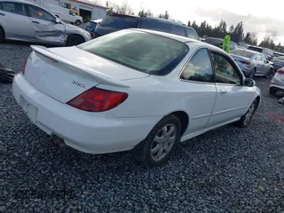 1998 Acura CL Premium z VIN 19UYA2255WL005109, wystawiony jako IAAI lot #41712118 z przebiegiem 242 642 mil mil oraz . Historia ofert i sprzedaży dostępna na DreamBid. Obrazek 4.