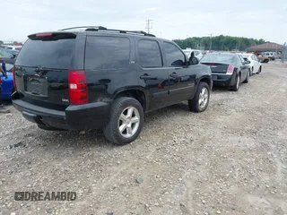 2007 Chevrolet Tahoe LT with VIN 1GNFK13087J206250, listed as a IAAI auction lot 42803759 with 292,450 mi miles and . Bid and sale history available at DreamBid. Image 4.
