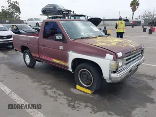 1990 Nissan Frontier z VIN 1N6SD11S7LC385768, wystawiony jako IAAI lot #42098238 z przebiegiem 109 969 mil mil oraz . Historia ofert i sprzedaży dostępna na DreamBid. Obrazek 1.
